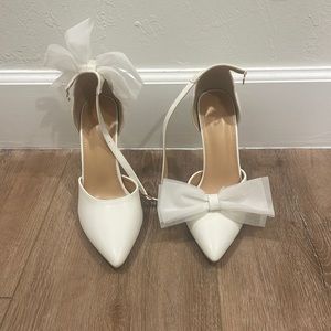 Bow Heels